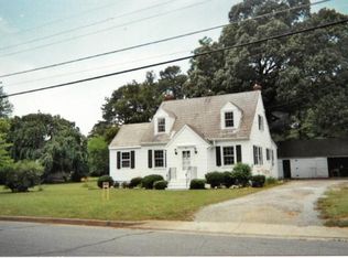 168 Beach Rd, White Stone, VA 22578