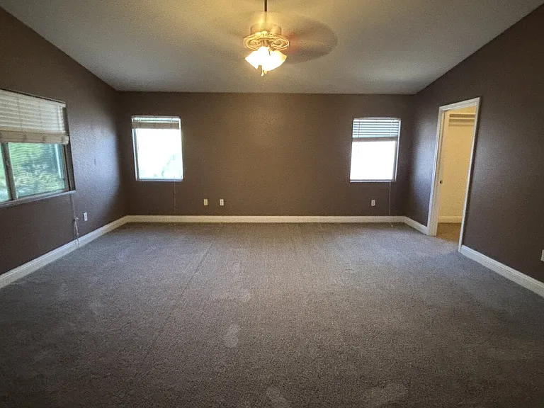 6848 Baby Jade Ct — Photo 4