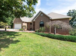 4063 Plantation Dr, Morganton, NC 28655