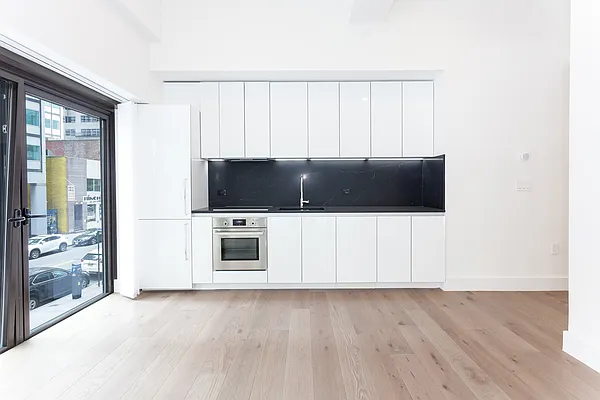 Rented by Platinum Properties | media 15