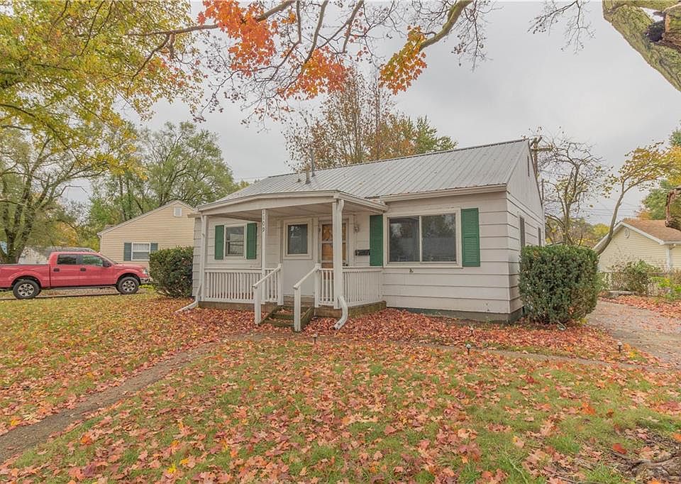 1st image of 1109 Southlawn Dr