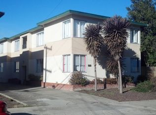 5747 Vicente St, Oakland, CA 94609