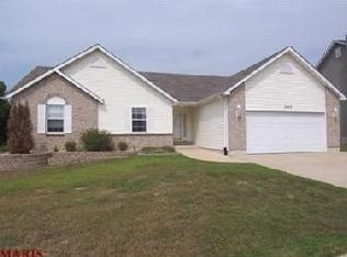 1643 Bermuda Dr, Festus, MO 63028