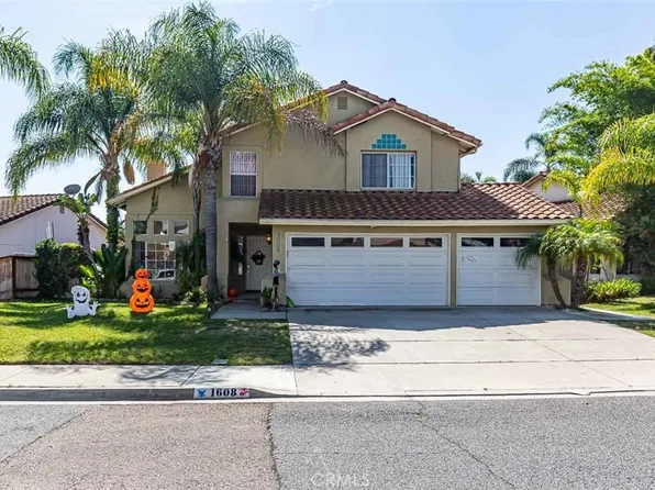 1608 Corte Verano, Oceanside, CA 92056