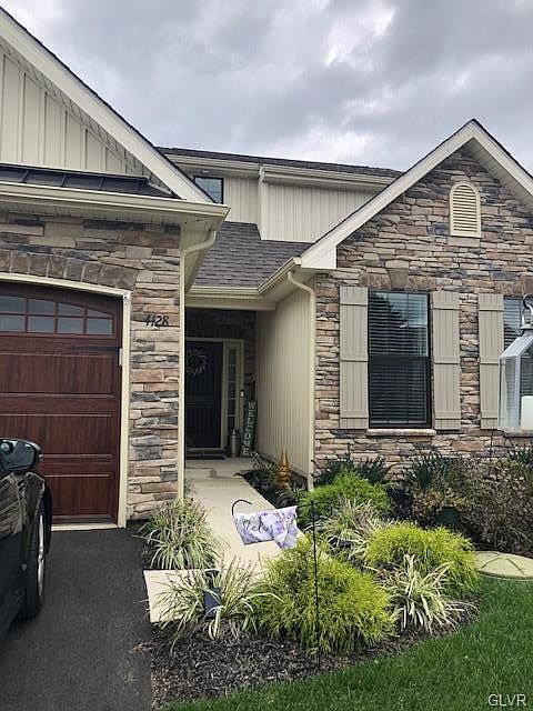 4128 Veningstar Rd Emmaus Pa 18049 Mls 681536 Zillow