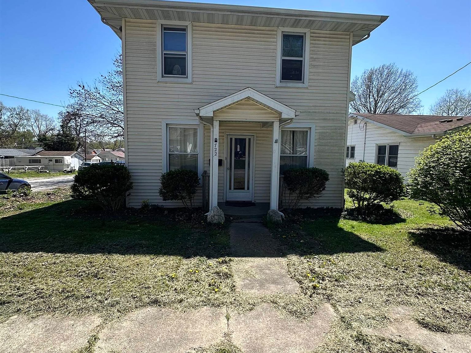 722 E Park St, Taylorville, IL 62568 | MLS #CA1028538 | Zillow