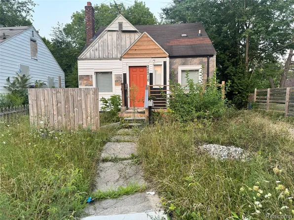 20210 Hickory St, Detroit, MI 48205