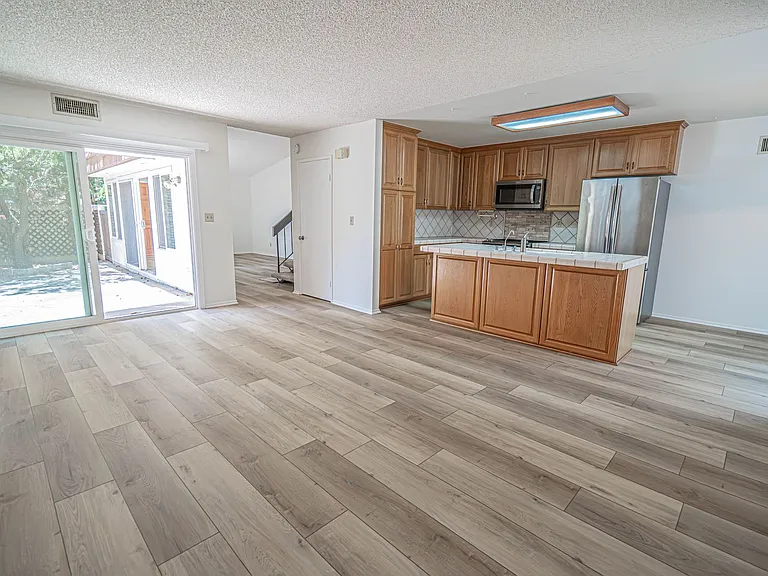 22210 James Alan Cir #8 — Photo 7