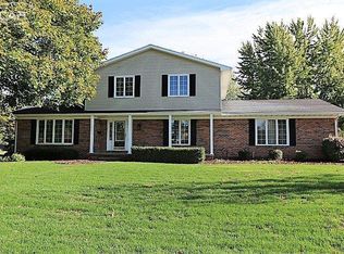 717 Boutell Dr, Grand Blanc, MI