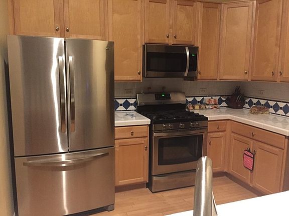 4th image of 1318 Brookdale Dr