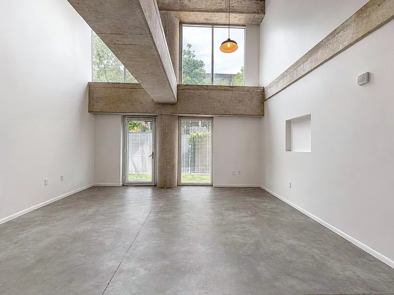 1001 Belleview St #103 — Photo 10