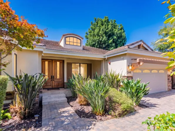 1800 Fallen Leaf Ln, Los Altos, CA 94024
