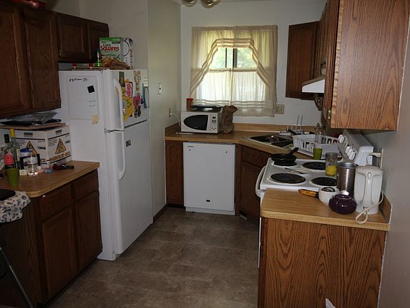 4th image of 2514 Brookdale Ln N