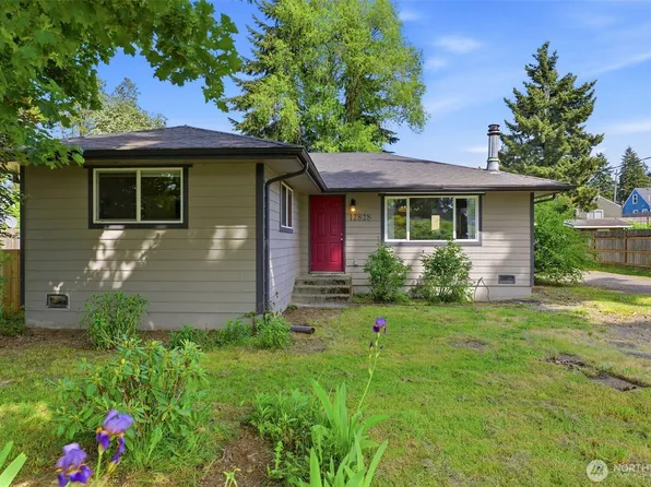 12828 6th Avenue S, Burien, WA 98168