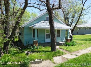 103 W Normal St, Iberia, MO 65486