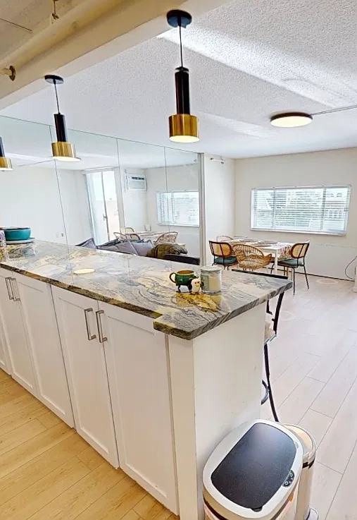 2 bed, $4,500 — Photo 1