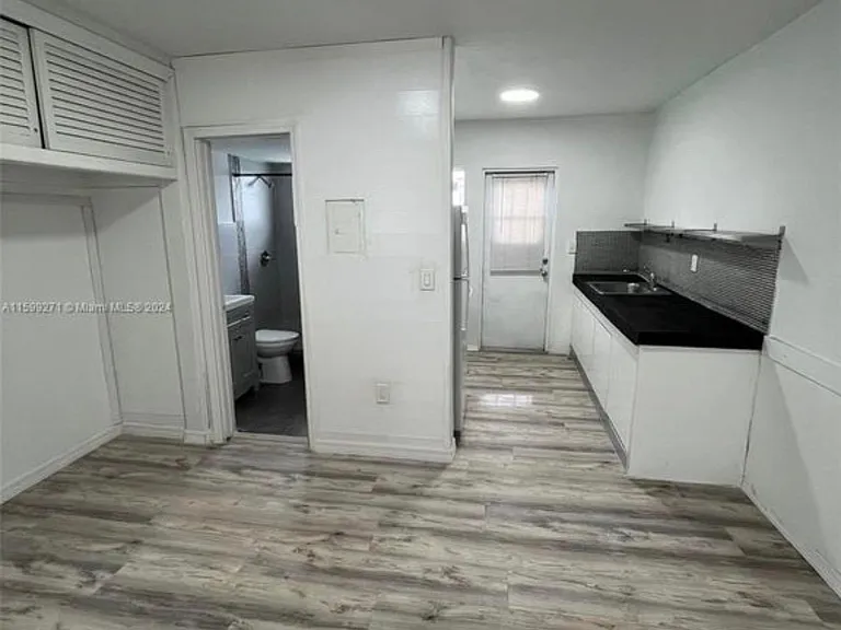 944 Meridian Ave #4 — Photo 4