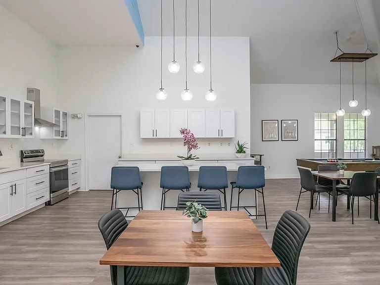 Vivo Living Jacksonville — Photo 15