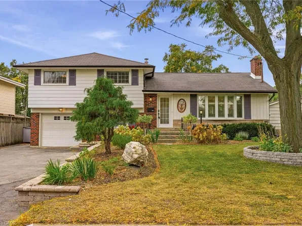 502 Karen Dr, Burlington, ON L7R 3J1