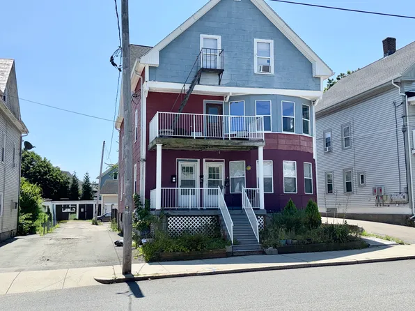 550 Winter St Floor 2, Woonsocket, RI 02895