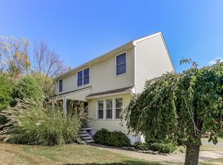 1 Townsend Ave, Cedar Knolls, NJ 07927