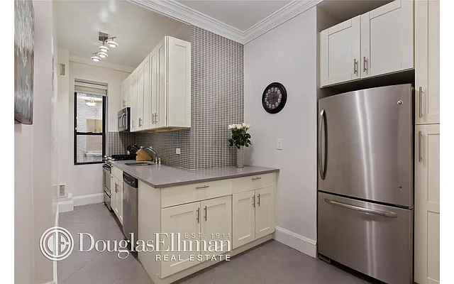 Sold by Douglas Elliman | media 3