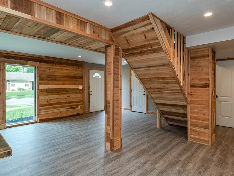 2821 Blackhawk Rd — Photo 24