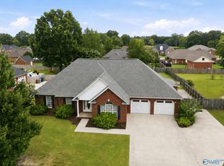 521 Katina Ln SW, Hartselle, AL 35640