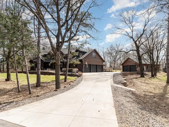 3310 184th Ln NW, Oak Grove, MN 55303