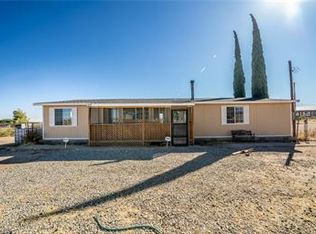 9197 Tumbleweed Rd, Phelan, CA 92371