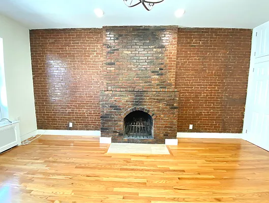 Rented by Harris Philip NYC | media 6