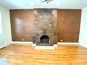 Rented by Harris Philip NYC