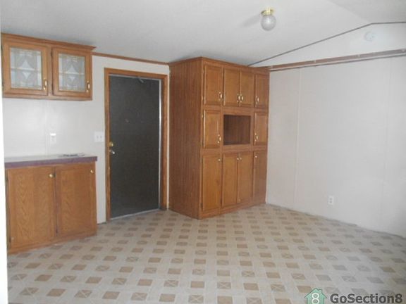 2nd image of 2519 E Osage St