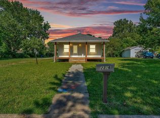 2326 SE Massachusetts Ave, Topeka, KS 66605