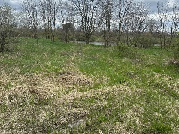 9330 Perry Rd, Goodrich, MI 48438