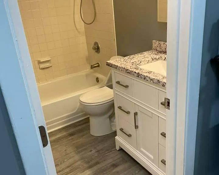 10027 Penrith Dr — Photo 13