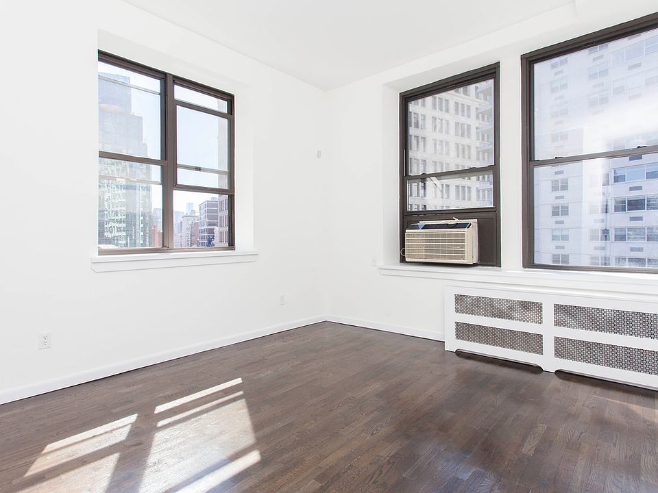 1st image of 65 4th Ave APT 5A