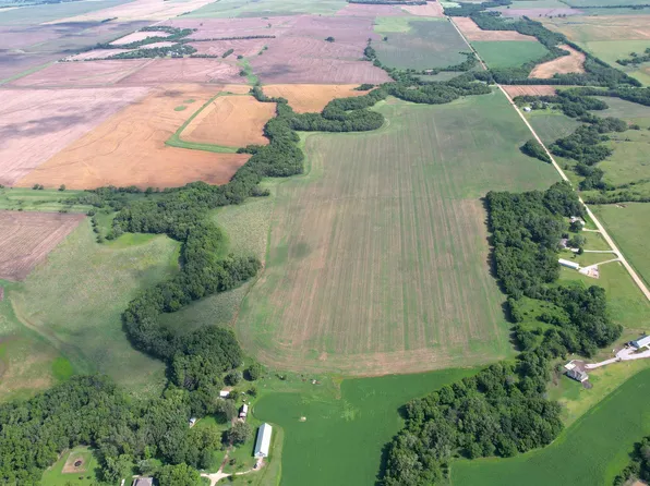 1071 Acorn Rd, Delphos, KS 67436