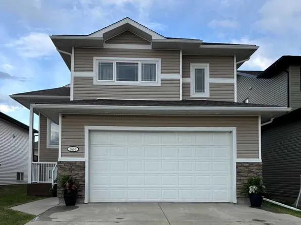 8561 NW 72nd Ave, Grande Prairie, AB T8X 0N9