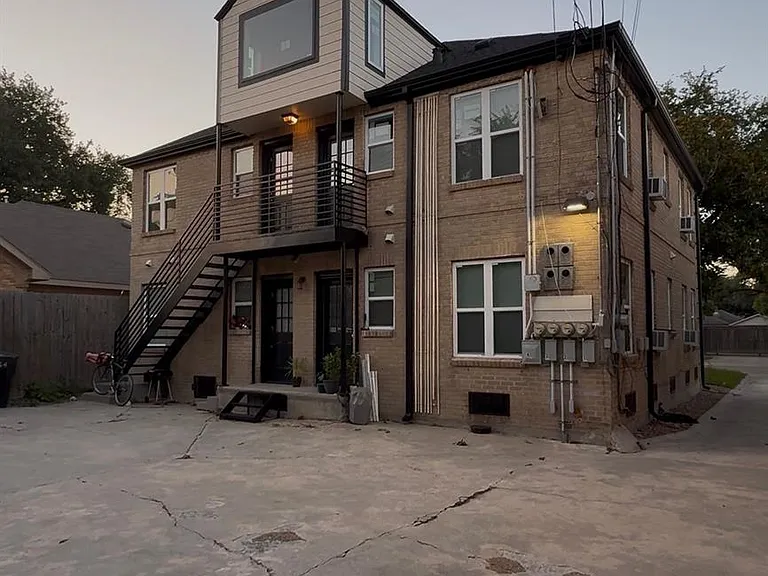 4308 Leeland St #3 — Photo 2