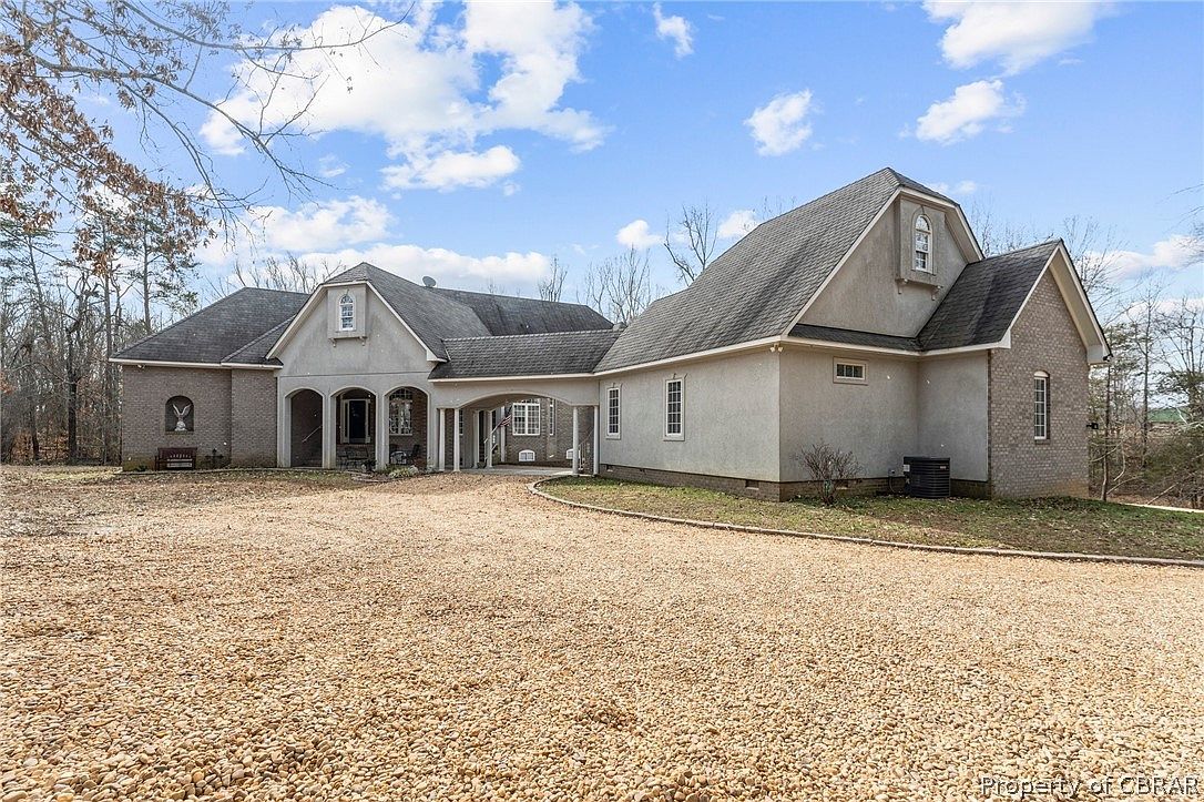 415 Oak St, Burkeville, VA 23922 Zillow