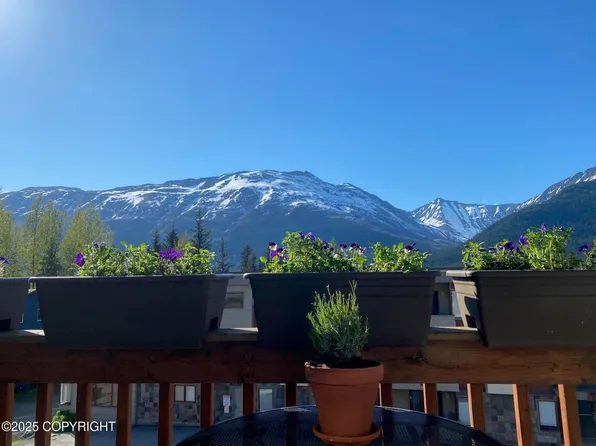 125 White Pass Ln APT 908, Girdwood, AK 99587