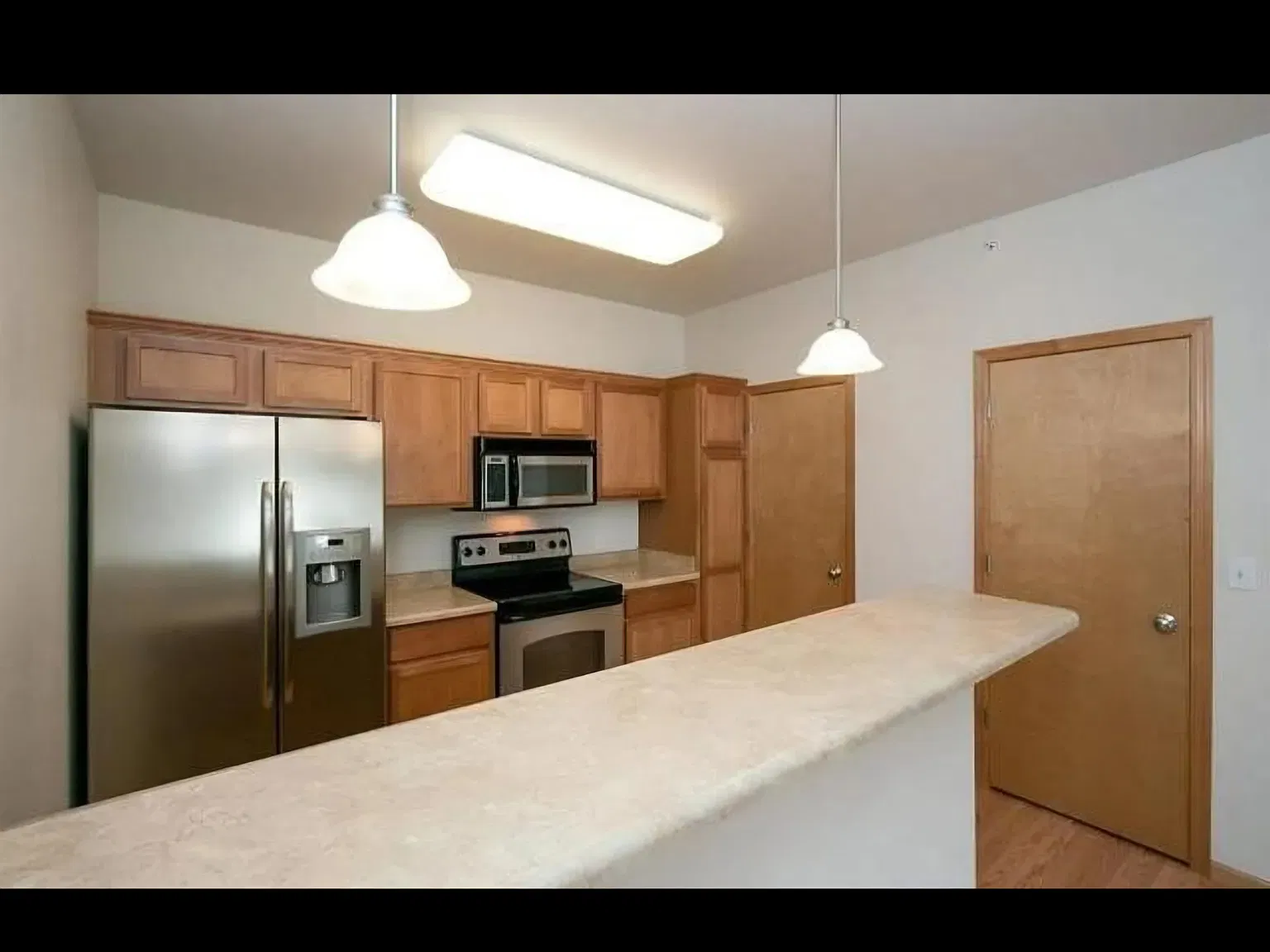 2 bed, 1157 sqft, $1,650 — Photo 1