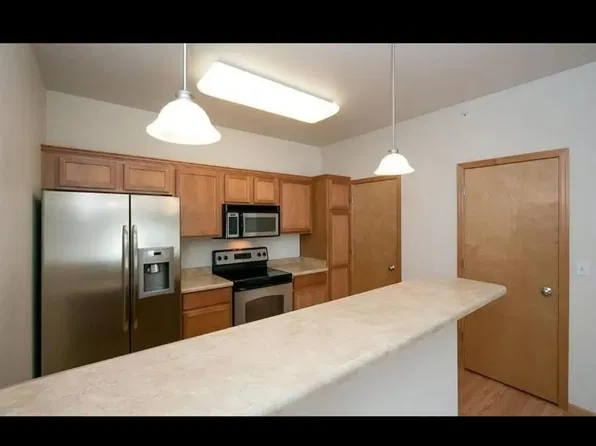 200 Sadler Ln APT 103, North Liberty, IA 52317