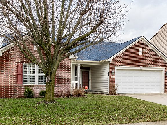 2nd image of 8122 Sand Ridge Cir