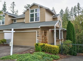 8599 NE Rockspring St, Hillsboro, OR 97006
