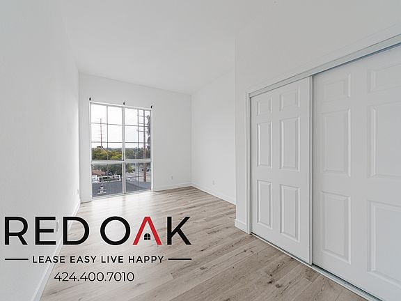 3rd image of 4320 S Centinela Ave APT 301