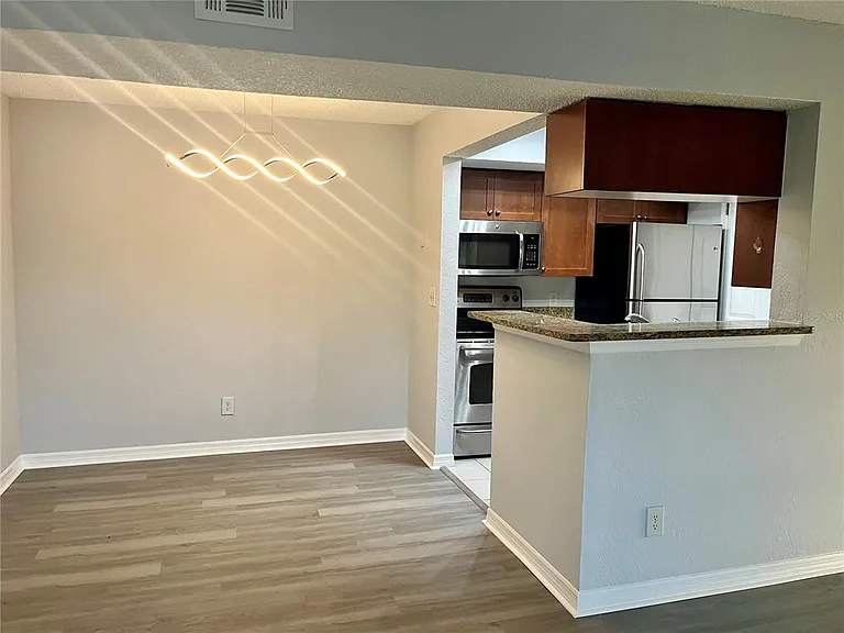 10200 Gandy Blvd N #1229 — Photo 3