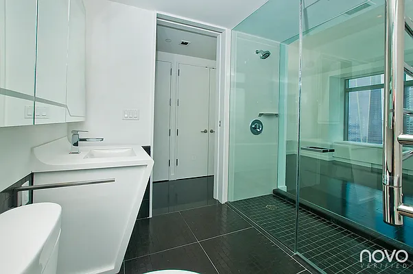 Rented by NOVO | media 33