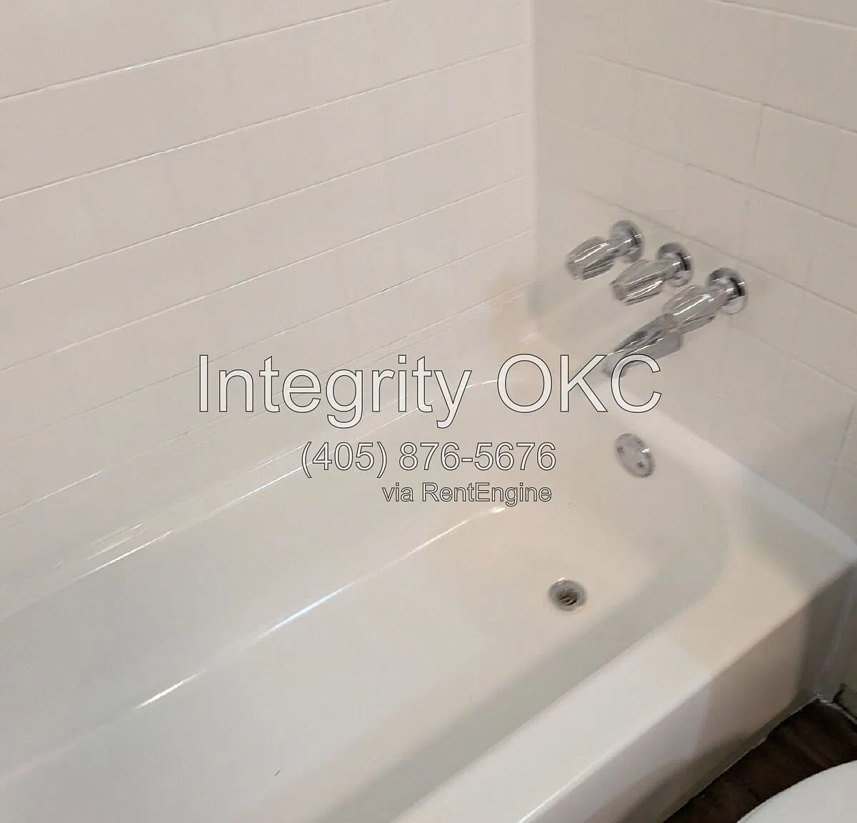 2 bed, 1.0 bath, 725 sqft, $745 — Photo 2